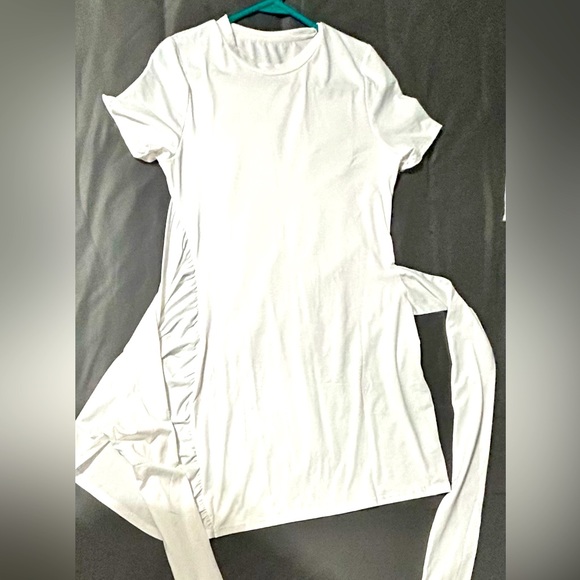 Party dress - Picture 2 of 5